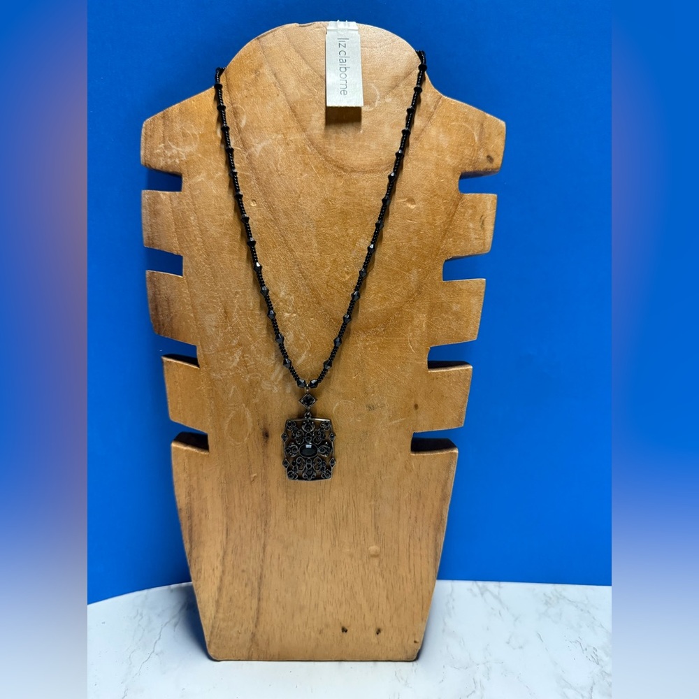 Liz Claiborne Black Beaded Necklace